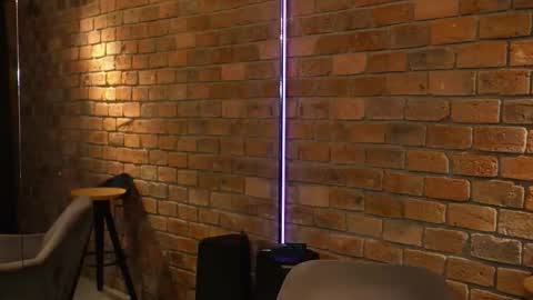 Snapshot of james_axel chatting on September 21, 2025, 1:46 pm James Axel online show from September 21, 2025, 1:46 pm