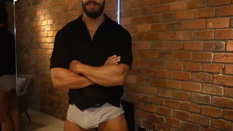 Snapshot of james_axel chatting on October 26, 2025, 2:34 pm James Axel online show from October 26, 2025, 2:34 pm