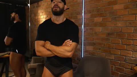 Snapshot of james_axel chatting on January 10, 2026, 2:08 pm James Axel online show from January 10, 2026, 2:08 pm