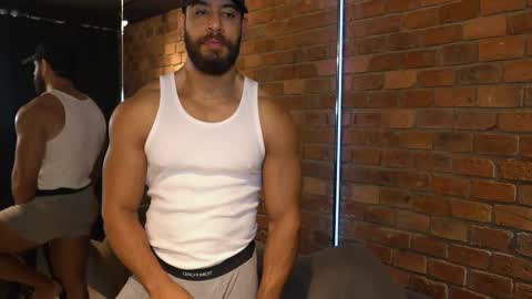 Snapshot of james_axel chatting on January 15, 2026, 1:59 pm James Axel online show from January 15, 2026, 1:59 pm