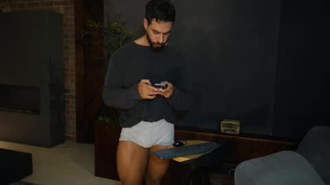 Snapshot of james_axel chatting on March 7, 2026, 2:58 pm James Axel online show from March 7, 2026, 2:58 pm