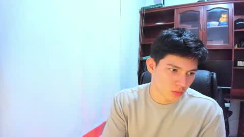 james_cr online show from February 5, 2025, 10:19 am