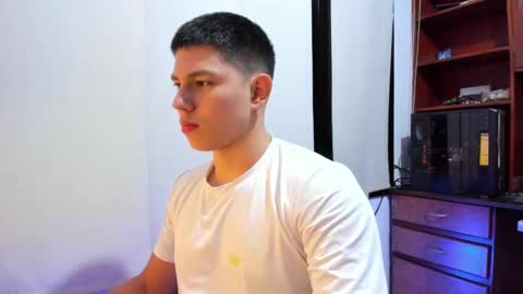 james_cr online show from February 16, 2025, 8:54 am