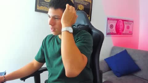 james_cr online show from March 5, 2025, 9:26 pm