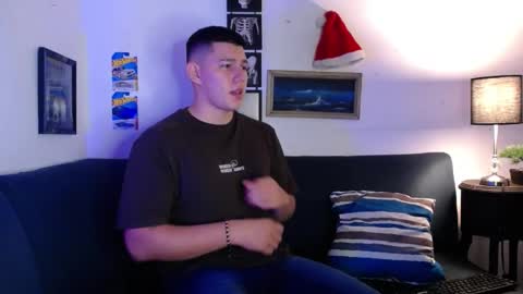 james_cr online show from November 29, 2025, 2:25 am