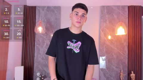 Snapshot of james_jonnes chatting on September 14, 2025, 12:15 pm James online show from September 14, 2025, 12:15 pm