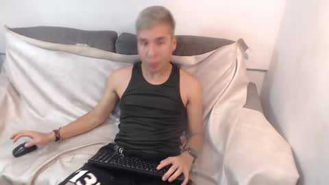 Snapshot of james_millnert chatting on March 10, 2025, 8:34 pm james millnert online show from March 10, 2025, 8:34 pm