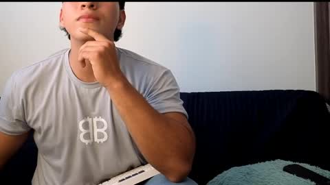 james_silva1 online show from April 18, 2026, 8:53 pm