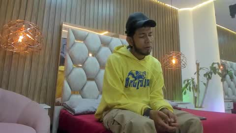 James Walsh online show from March 13, 2026, 11:39 am