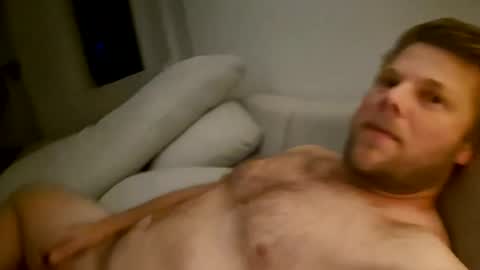Snapshot of jamesdeanaus88 chatting on November 23, 2025, 2:39 pm jamesdeanaus88 online show from November 23, 2025, 2:39 pm