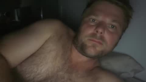 Snapshot of jamesdeanaus88 chatting on February 8, 2026, 2:42 pm jamesdeanaus88 online show from February 8, 2026, 2:42 pm