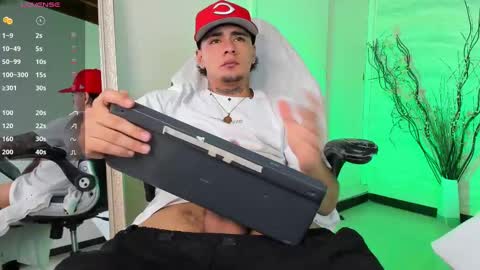 Snapshot of jamesdekker chatting on September 13, 2025, 8:41 pm jamesdekker online show from September 13, 2025, 8:41 pm