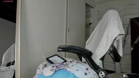 Snapshot of jamesdekker chatting on September 25, 2025, 8:29 am jamesdekker online show from September 25, 2025, 8:29 am