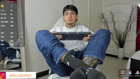 Snapshot of jamesdekker chatting on September 30, 2025, 8:25 pm jamesdekker online show from September 30, 2025, 8:25 pm