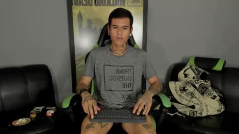 Snapshot of jamesinked_ chatting on February 25, 2025, 9:46 pm Jamesinked online show from February 25, 2025, 9:46 pm