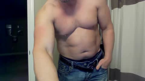 Snapshot of jamesmckendree chatting on December 16, 2024, 4:23 am jamesmckendree online show from December 16, 2024, 4:23 am