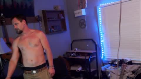Snapshot of jameswebbscope chatting on May 17, 2026, 3:15 am Jameswebbscope online show from May 17, 2026, 3:15 am