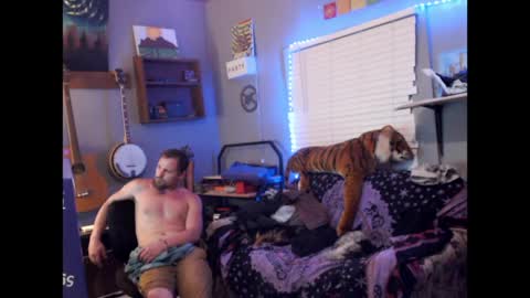 Snapshot of jameswebbscope chatting on June 6, 2026, 5:34 am Jameswebbscope online show from June 6, 2026, 5:34 am
