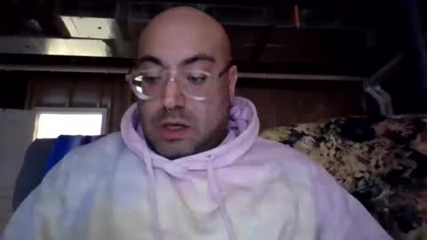 jamie19905 online show from April 5, 2026, 3:26 am