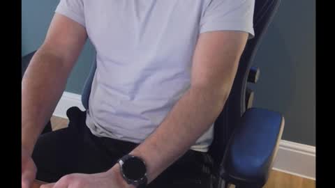 Snapshot of jammyedge chatting on November 19, 2025, 11:43 am Jammy online show from November 19, 2025, 11:43 am