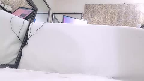 Bootyshows online show from March 11, 2026, 10:43 am