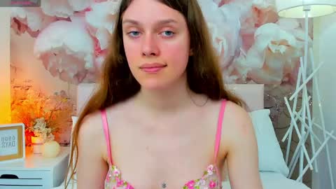 Snapshot of jane__brown chatting on May 22, 2026, 12:33 pm Jane online show from May 22, 2026, 12:33 pm