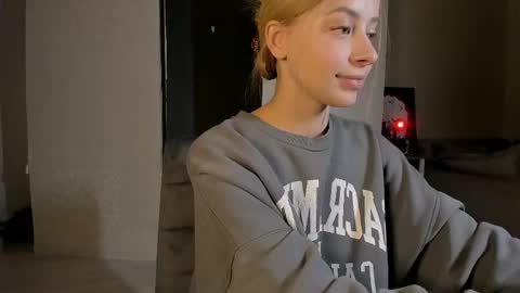 Jane online show from February 28, 2025, 8:50 pm