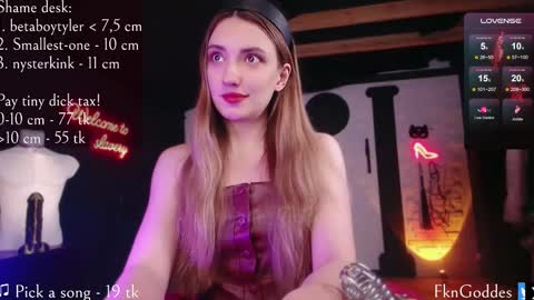 Snapshot of jane_goddes chatting on January 18, 2026, 7:39 pm Rude and greedy bitch Professor of Micropenisology online show from January 18, 2026, 7:39 pm