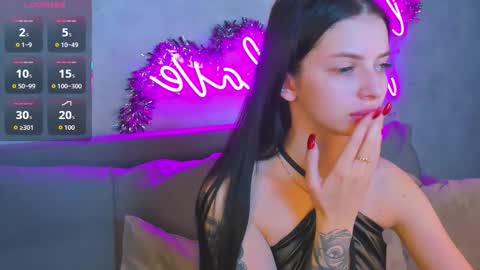 Snapshot of jane_johnston chatting on January 8, 2026, 10:45 pm Eva online show from January 8, 2026, 10:45 pm