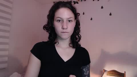 Snapshot of jane_r chatting on January 20, 2025, 12:25 am Jane online show from January 20, 2025, 12:25 am