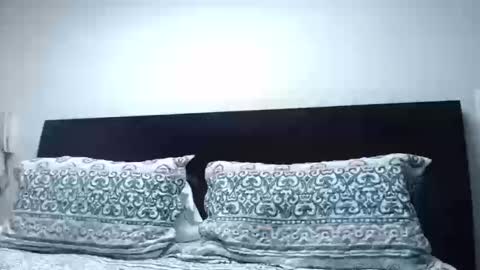 Snapshot of jane_r chatting on September 20, 2025, 12:11 am Jane online show from September 20, 2025, 12:11 am