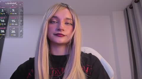 Snapshot of janee_lane chatting on May 25, 2026, 1:00 am Jane online show from May 25, 2026, 1:00 am