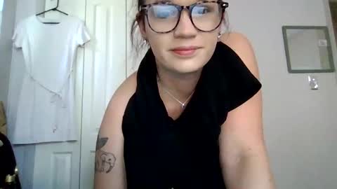 MaggieJane online show from February 22, 2026, 4:27 pm