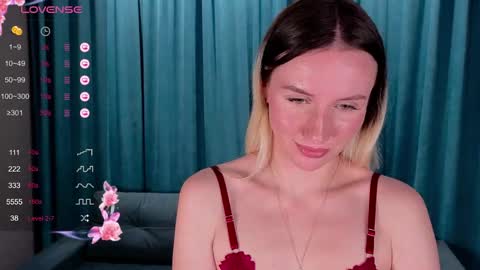 Anna online show from April 25, 2026, 3:53 pm