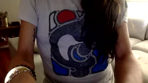 janicepepper online show from October 8, 2025, 5:54 pm