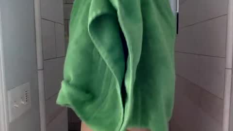 janicepepper online show from June 28, 2026, 11:44 pm
