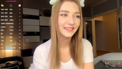 Stacy online show from February 18, 2026, 4:52 am