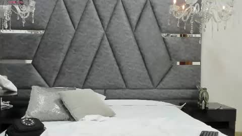 Janna online show from July 19, 2026, 4:05 am
