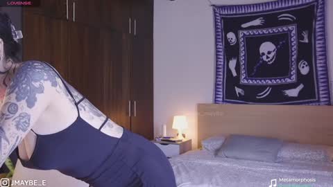 Snapshot of janne_maybe chatting on January 9, 2025, 2:40 pm jmaybe e online show from January 9, 2025, 2:40 pm