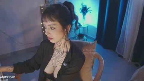 Snapshot of janne_maybe chatting on April 29, 2026, 3:38 pm jmaybe e online show from April 29, 2026, 3:38 pm