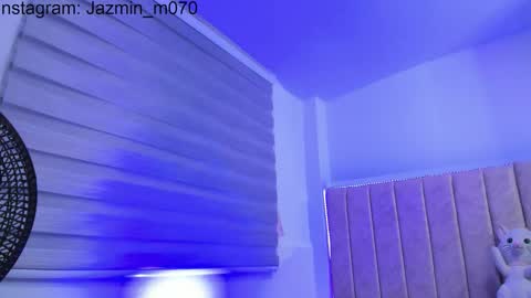 Snapshot of janne_moore chatting on March 27, 2026, 3:23 am Jane online show from March 27, 2026, 3:23 am