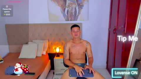 janomar01 online show from March 12, 2025, 10:07 pm