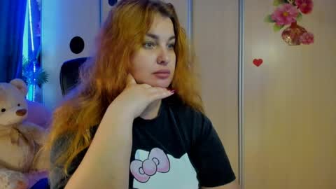 Snapshot of jansylines chatting on June 7, 2026, 9:02 am JansyLines online show from June 7, 2026, 9:02 am