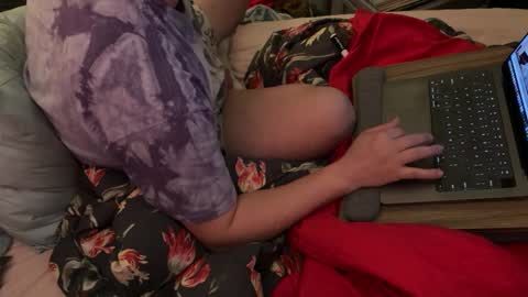 Snapshot of jaqenhghr chatting on December 25, 2024, 4:22 am jaqenhghr online show from December 25, 2024, 4:22 am