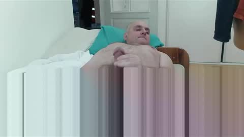 Snapshot of jarekdick chatting on January 23, 2025, 7:11 am Yaro online show from January 23, 2025, 7:11 am