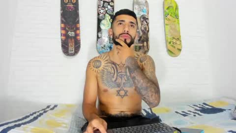 Snapshot of jaryandnick_smith chatting on June 4, 2026, 3:56 am jaryandnick_smith online show from June 4, 2026, 3:56 am