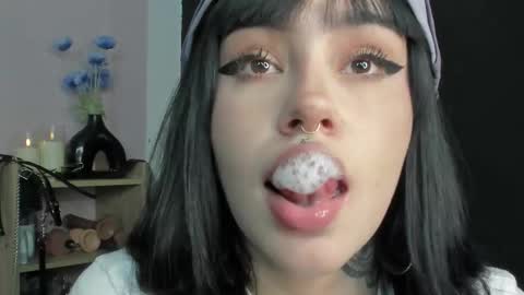 Snapshot of jas_miin chatting on November 11, 2025, 2:11 am Maria online show from November 11, 2025, 2:11 am