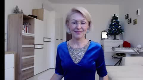 Snapshot of jasmin18v chatting on December 12, 2024, 2:00 pm Jasmin room for people 40 online show from December 12, 2024, 2:00 pm
