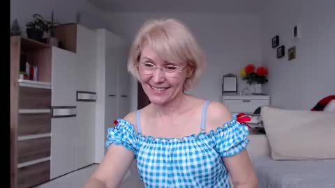 Snapshot of jasmin18v chatting on February 27, 2025, 1:49 pm Jasmin room for people 40 online show from February 27, 2025, 1:49 pm