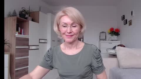 Snapshot of jasmin18v chatting on March 2, 2025, 2:10 pm Jasmin room for people 40 online show from March 2, 2025, 2:10 pm